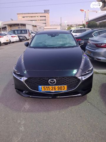 מודעת רכב מאזדה 3