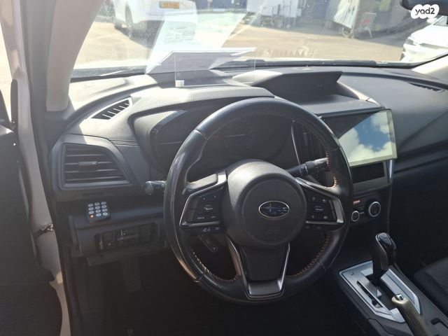 מודעת רכב סובארו XV 1