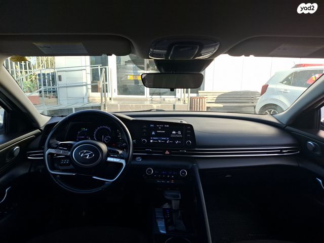 יונדאי אלנטרה