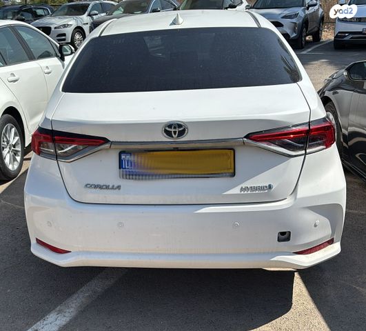 מודעת רכב טויוטה קורולה 1