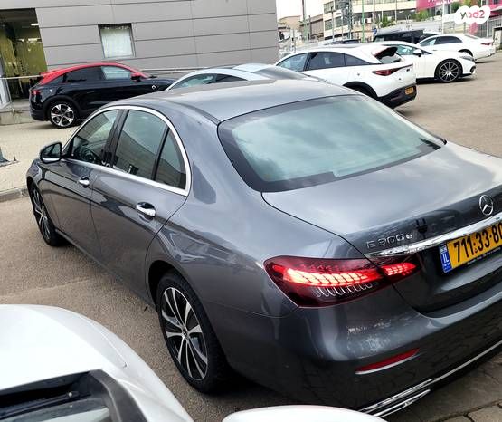 מרצדס-בנץ E-class