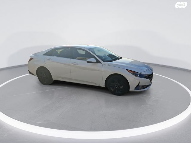 יונדאי אלנטרה