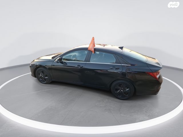 יונדאי אלנטרה