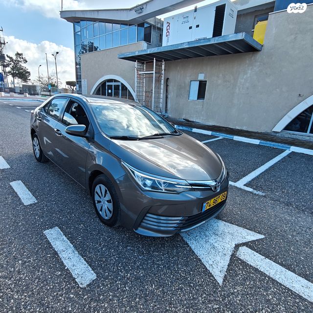 טויוטה קורולה