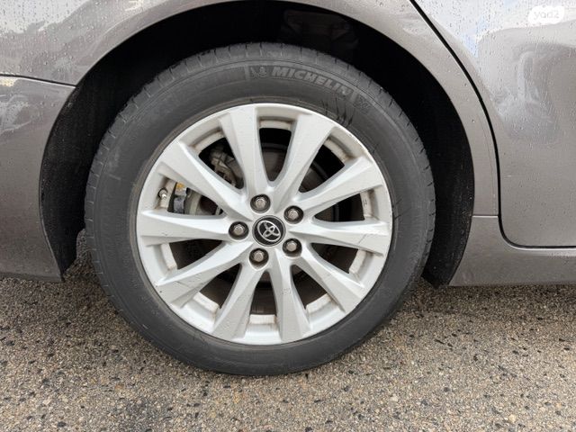 טויוטה קאמרי