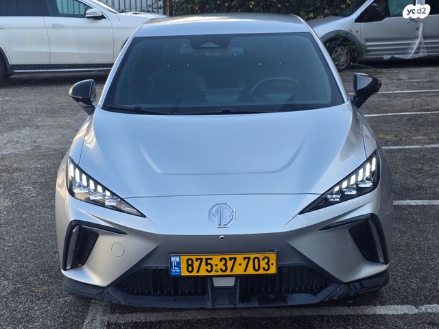 מודעת רכב אם ג'י MG4