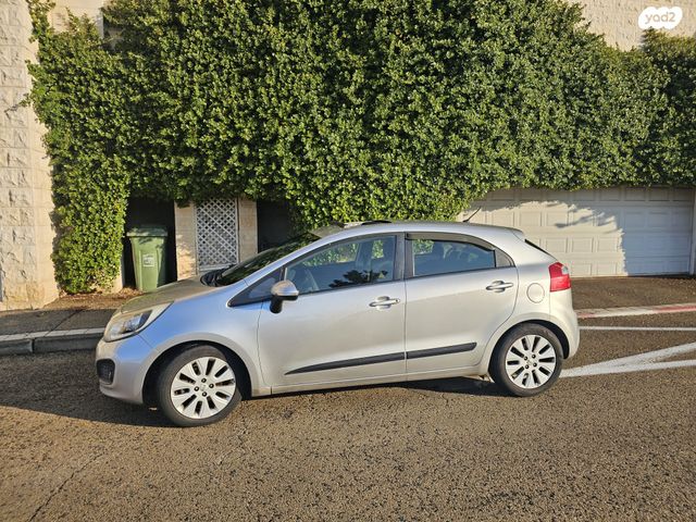 מודעת רכב קיה ריו