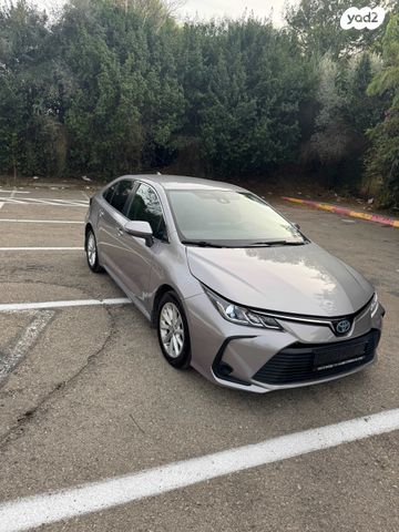 טויוטה קורולה
