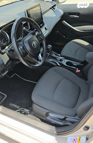 טויוטה קורולה