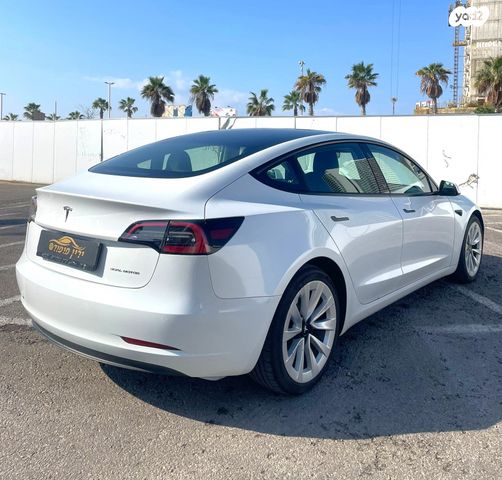 טסלה מודל 3
