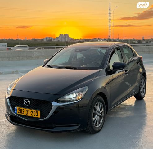 מודעת רכב מאזדה 2