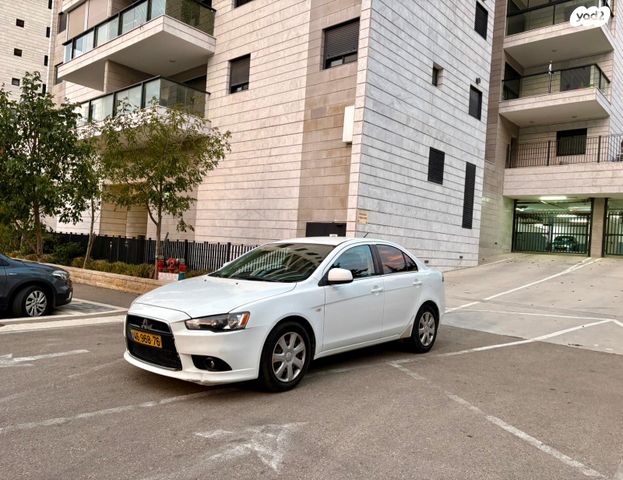 מודעת רכב מיצובישי לנסר