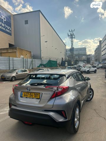 טויוטה C-HR