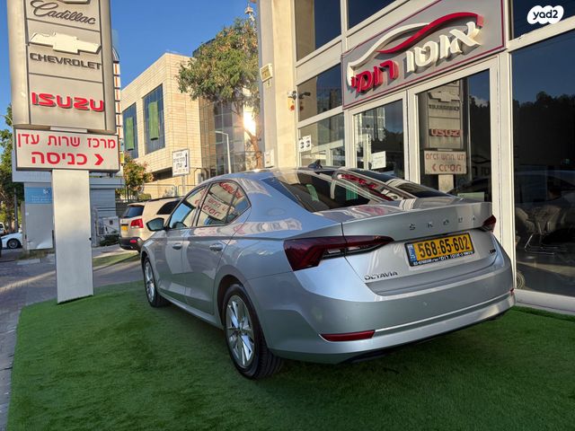 סקודה אוקטביה 