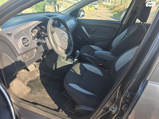 דאצ'יה סנדרו