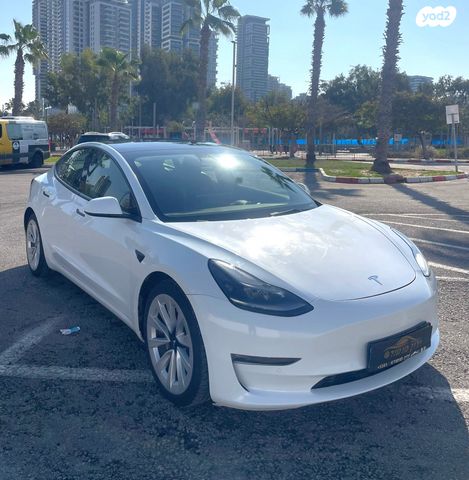 טסלה מודל 3