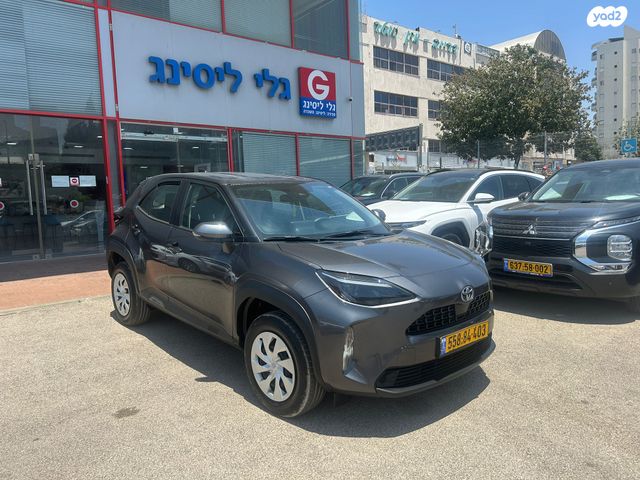 מודעת רכב טויוטה יאריס קרוס