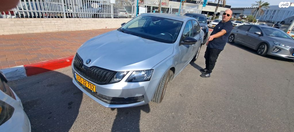 סקודה אוקטביה