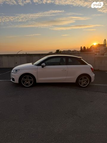 מודעת רכב אאודי A1