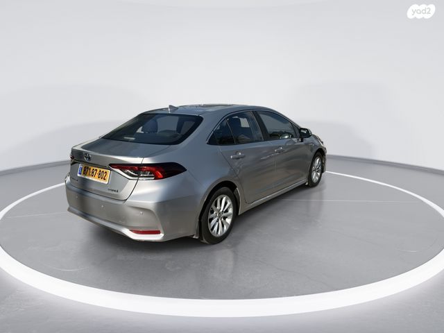 טויוטה קורולה