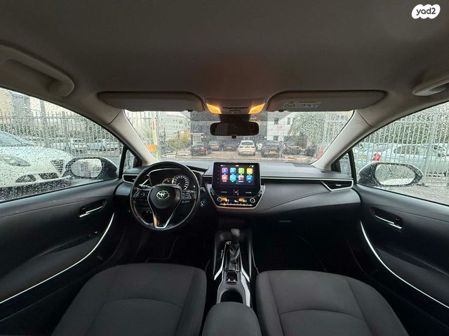 טויוטה קורולה