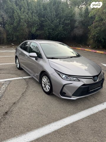 טויוטה קורולה