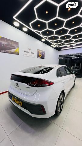 יונדאי איוניק