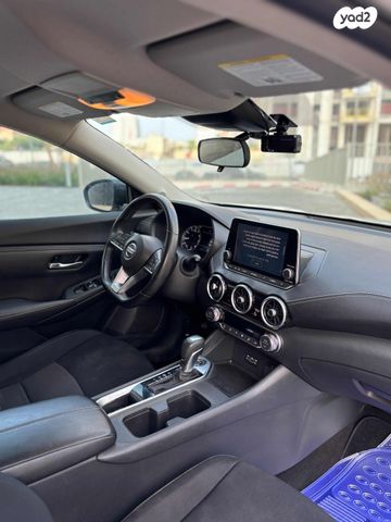 ניסאן סנטרה