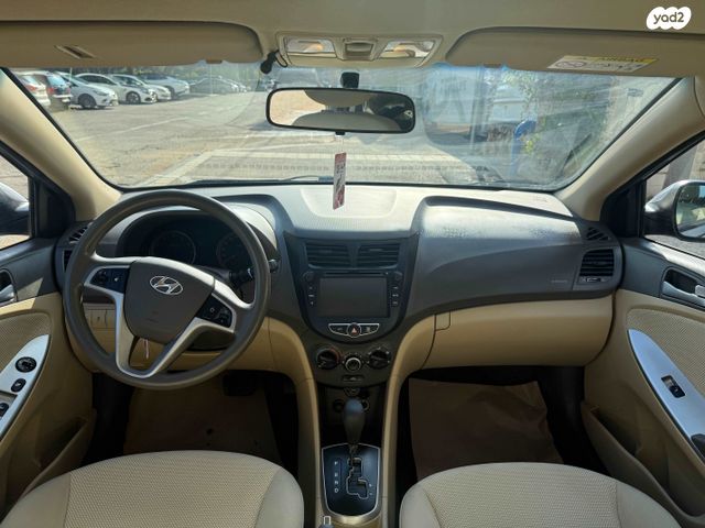 יונדאי אקסנט i25