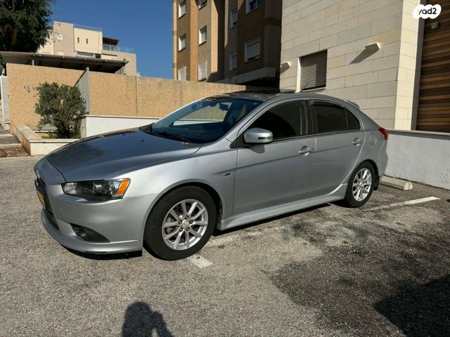 מודעת רכב מיצובישי לנסר