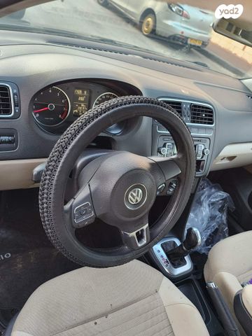 פולקסווגן פולו 