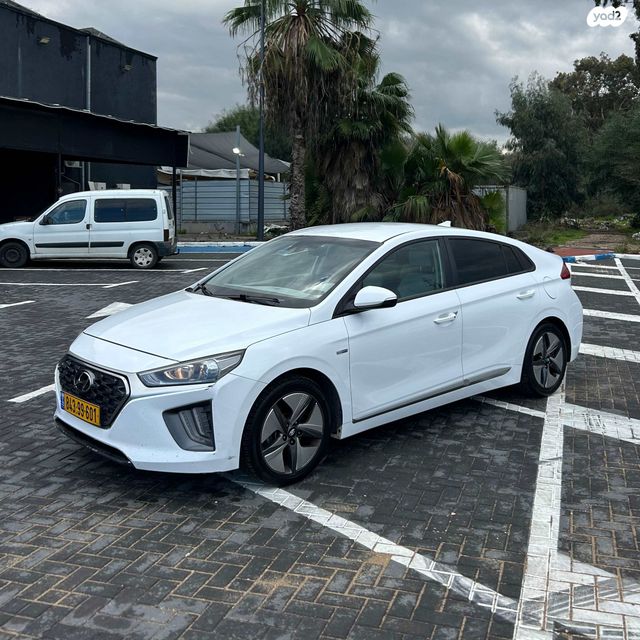 מודעת רכב יונדאי איוניק