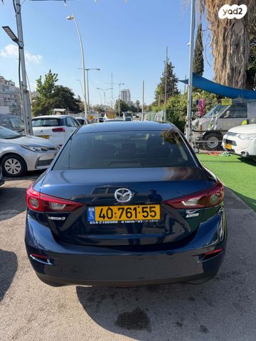 מאזדה 3