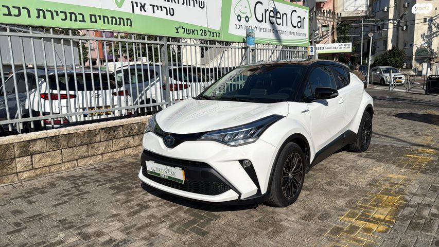 מודעת רכב טויוטה C-HR