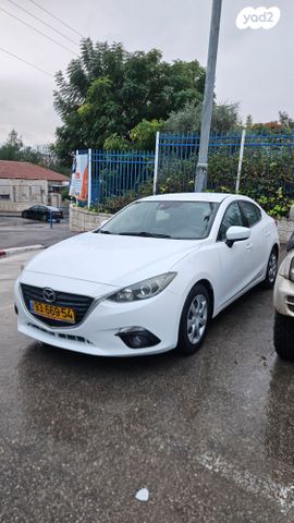 מודעת רכב מאזדה 3