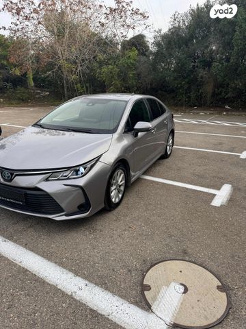 טויוטה קורולה