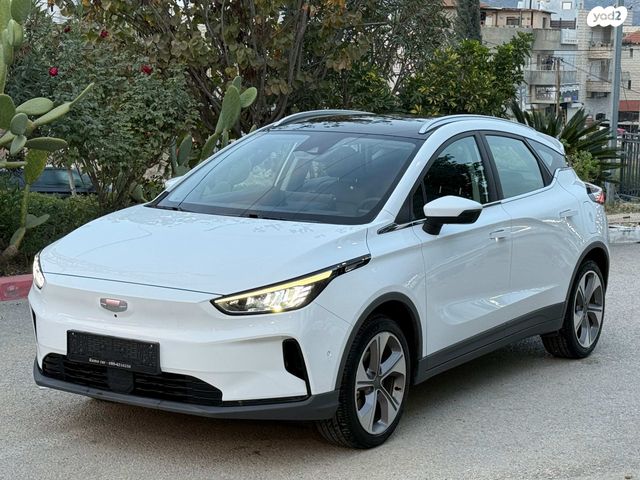 ג׳ילי Geometry C