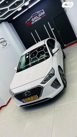 יונדאי איוניק