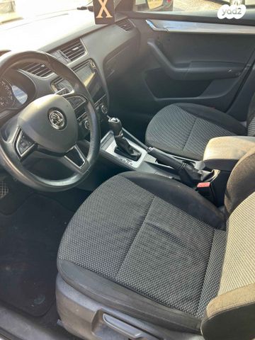 סקודה אוקטביה 