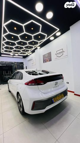 יונדאי איוניק