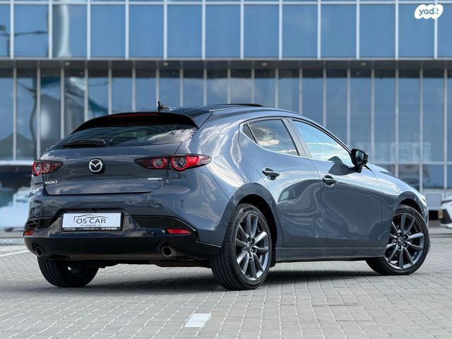 מאזדה 3