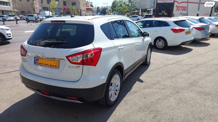 סוזוקי קרוסאובר