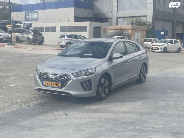 יונדאי איוניק