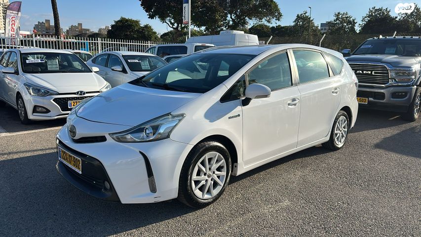 מודעת רכב טויוטה פריוס פלוס