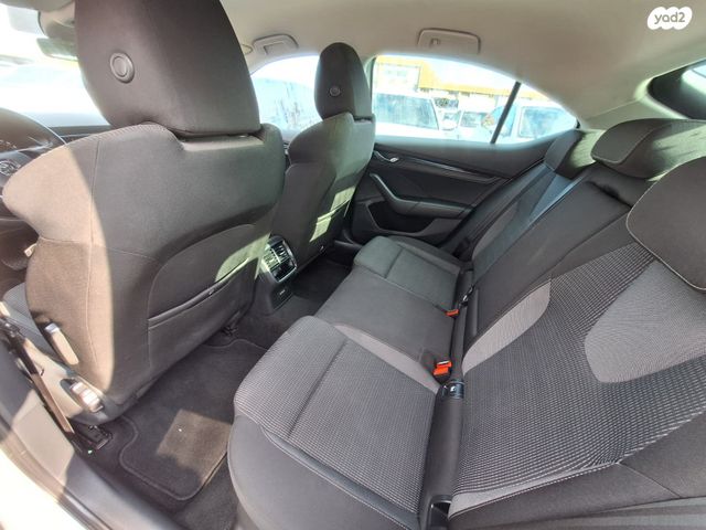 סקודה אוקטביה