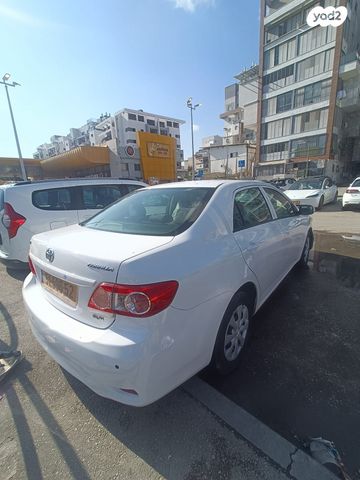 טויוטה קורולה