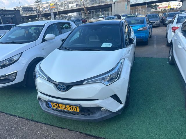 טויוטה C-HR