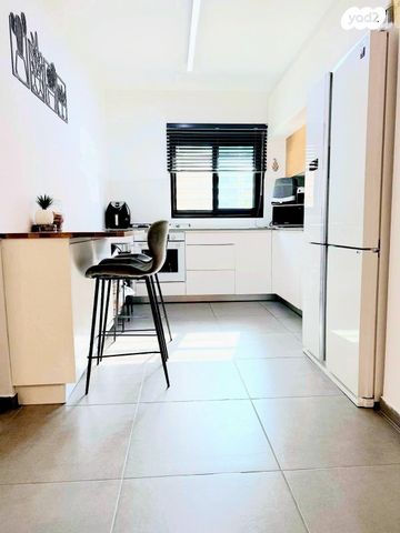 דירה, יוסי בנאי 75, פסגות אפק, ראש העין