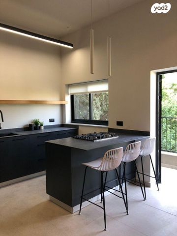 מדרגות צפת 9