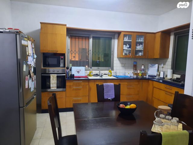 דו משפחתי, הרימון 28, נאות הפרחים, גן יבנה